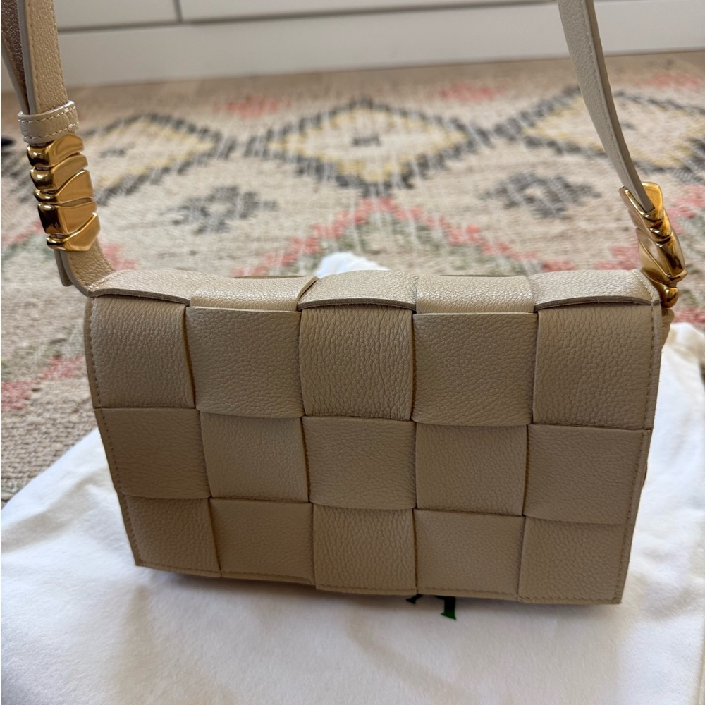 Bottega Veneta Beige Woven Shoulder Bag